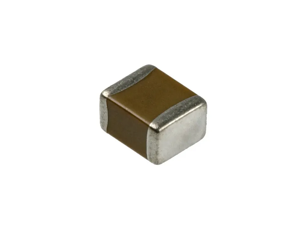 CC0805JRNPO9BN561 Keramický kondenzátor SMD 0805 560pF/50V - Rychlá doprava