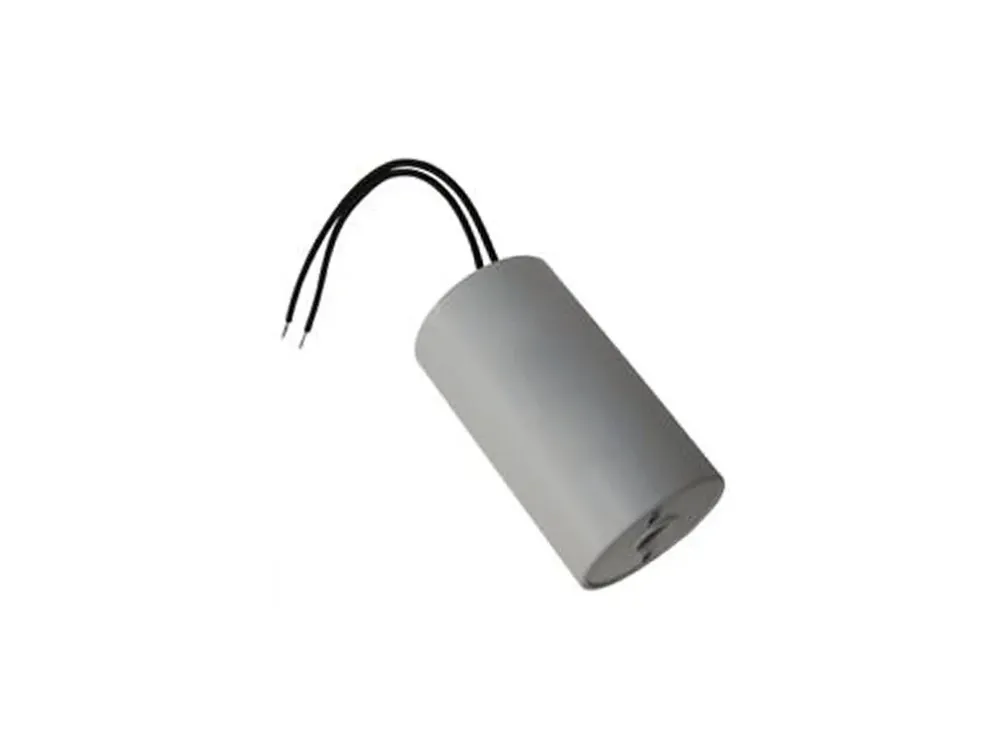 K dispozici - Motorový rozběhový kondenzátor 8uF 450V GMC