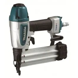 Objednat nyní | Pneumatická hřebíkovačka 15-50 mm, užší ústí, kufr, Makita, AF506