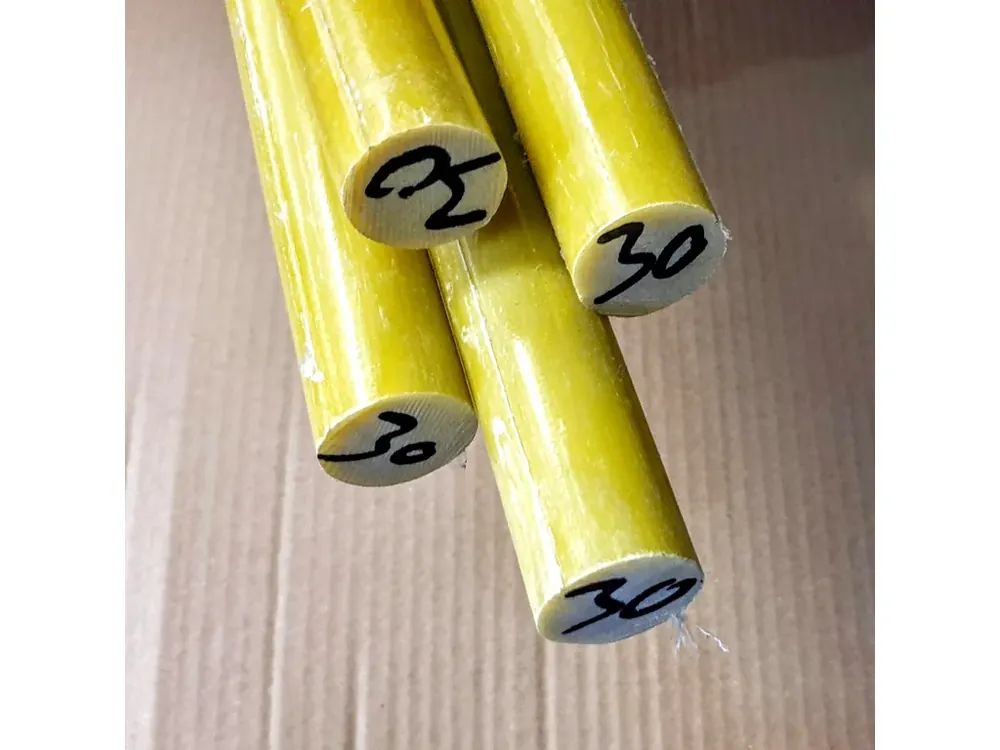 Sklotextitová tyč průměr - 30 mm, délka 1000 mm 1,4kg - Speciální cena